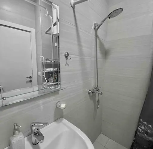 2+1 - Center * Tirana